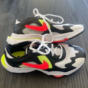 Nike Womens Air Zoom Division Performance Sneakers/Running Shoes